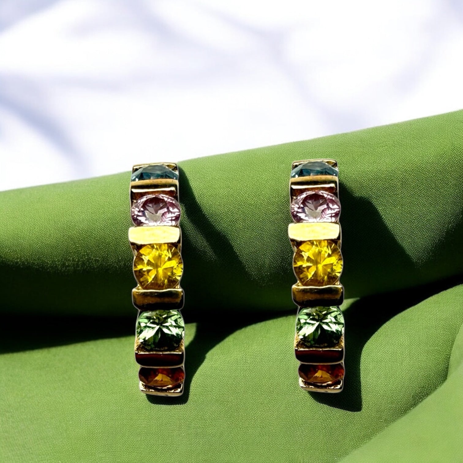 Mix stones 9k gold earring