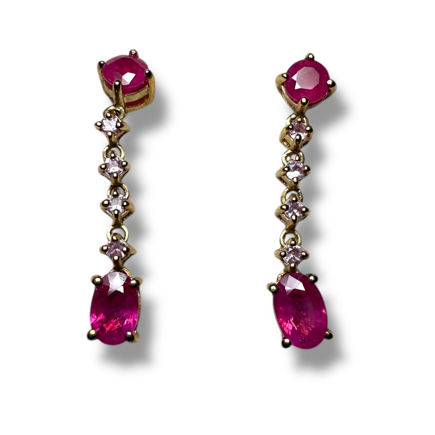 9k gold ruby earring