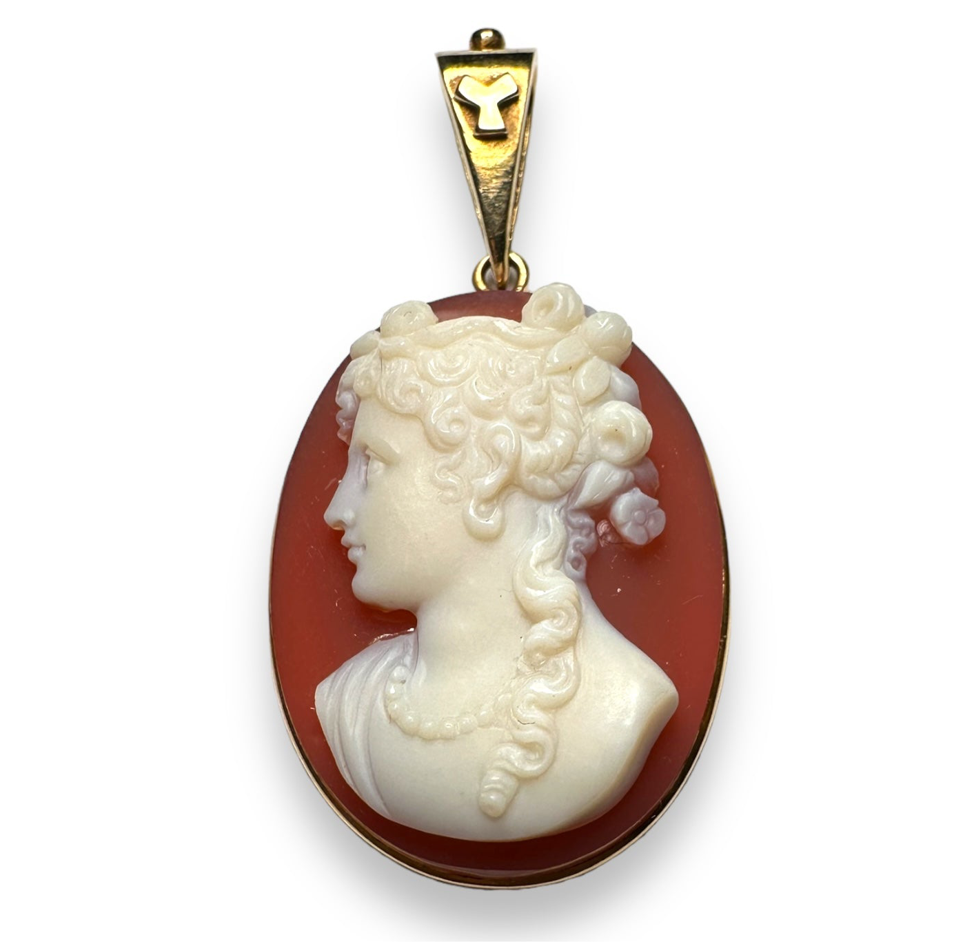 Cameo gold pendant for women