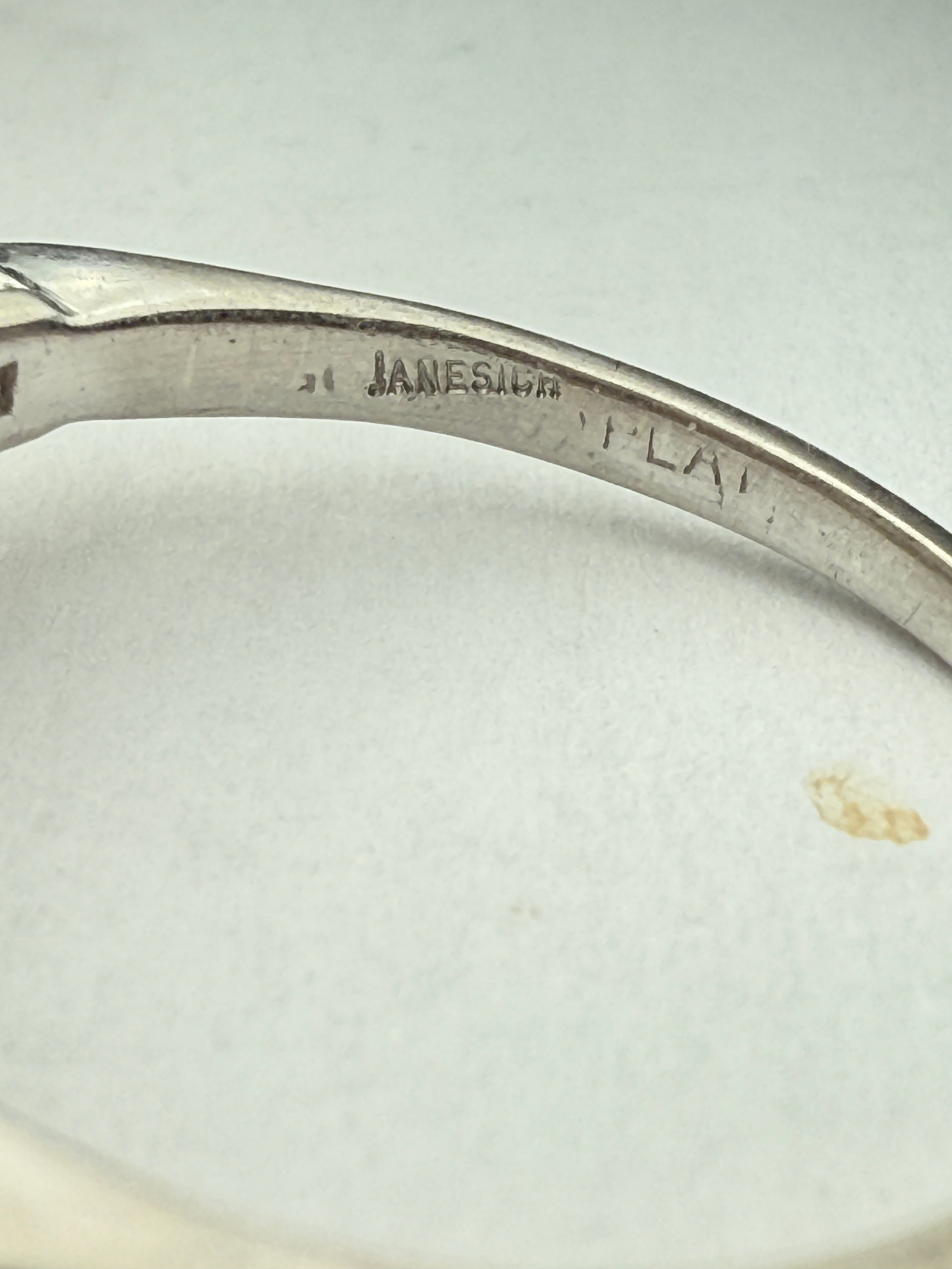 Diamond ring by Janesich