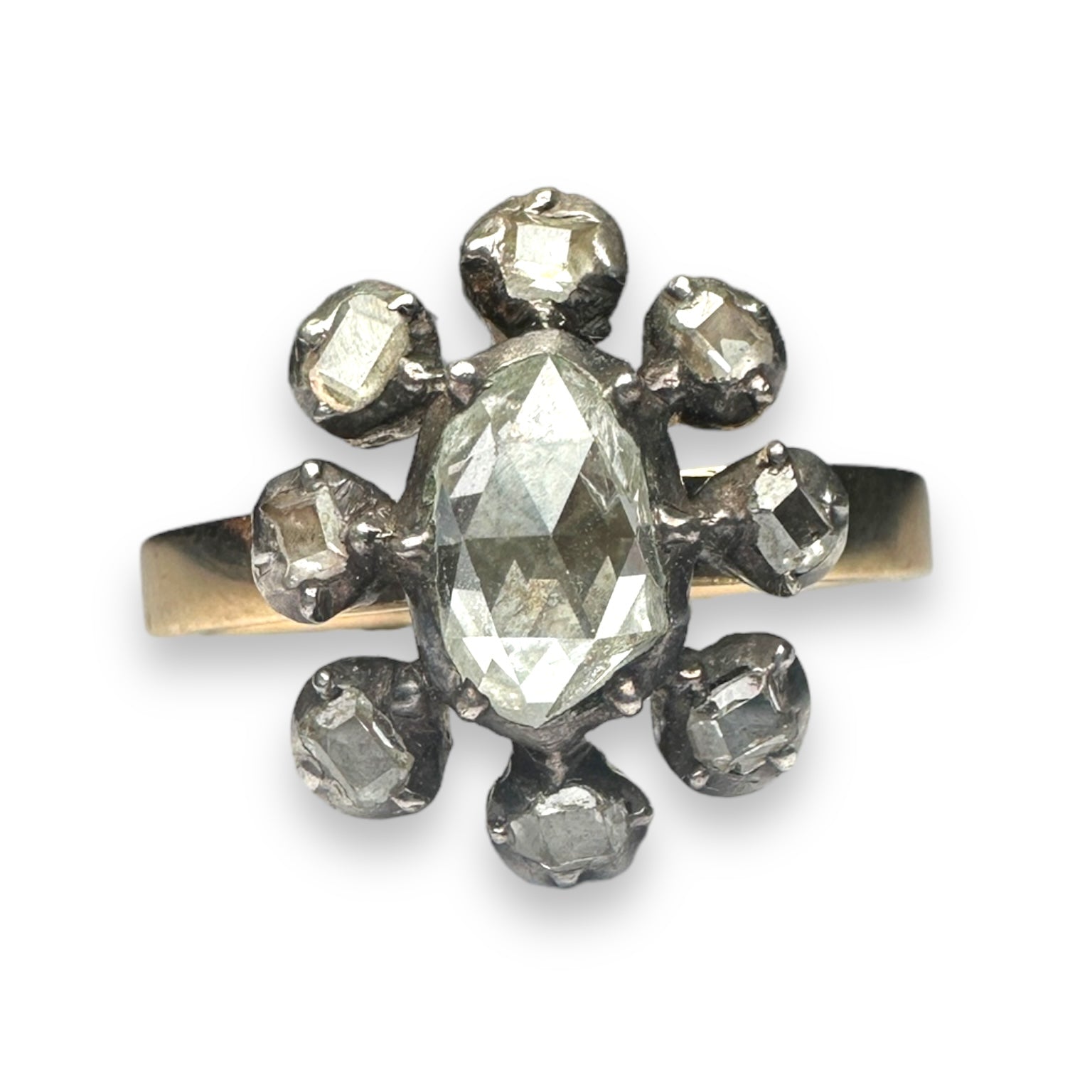 Diamond engagement ring