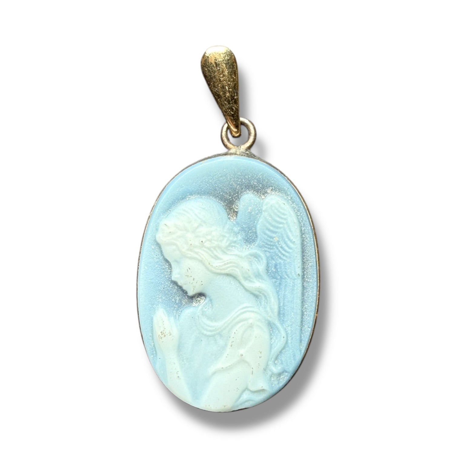 Cammeo pendant in 14k gold