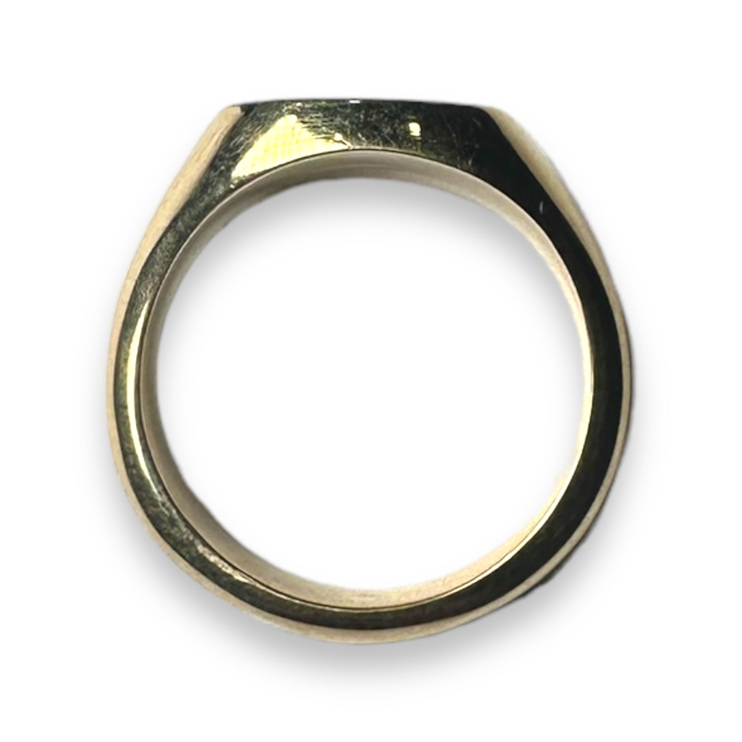 Signet gold ring