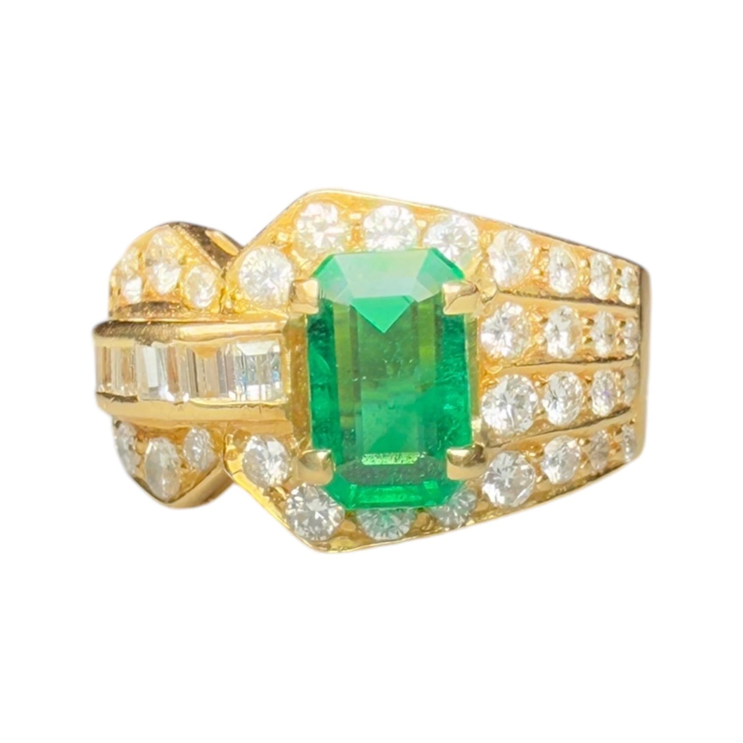 Emerald and diamond ring