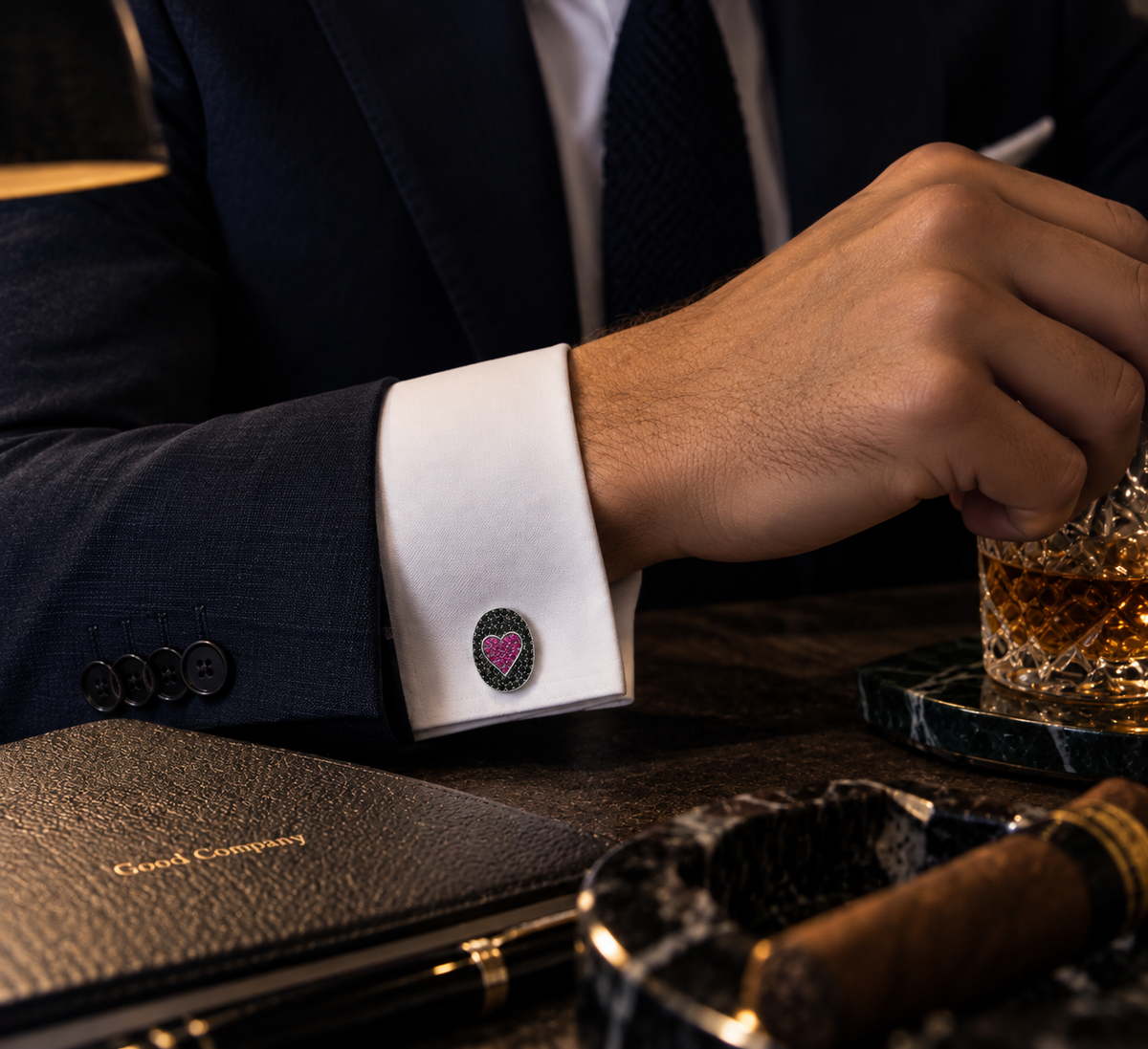 Ruby & Black Diamond Playing Card Cufflinks in 18K Gold – 8.7g
