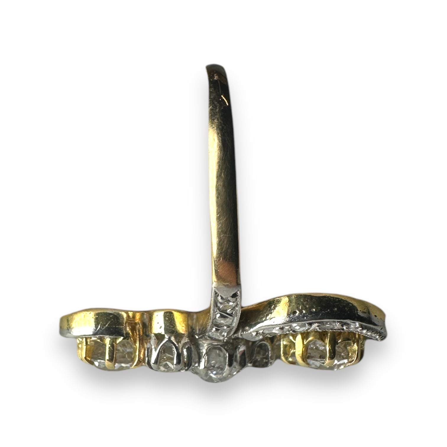 Diamond engagement ring