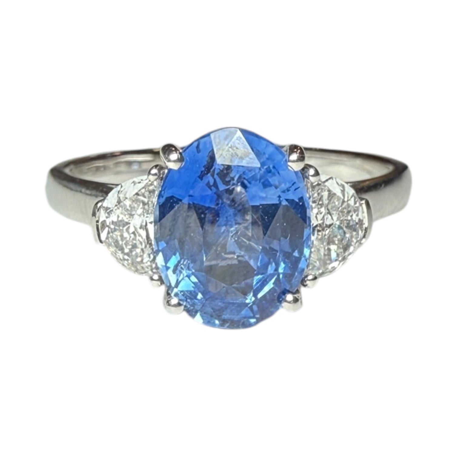 Sapphire and diamond ring