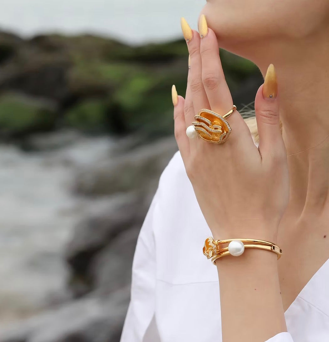 Quintessence Multiple Circle Bangle