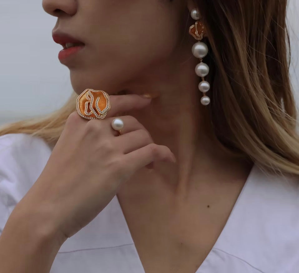 Quintessence Large Flower Ring with Pearl