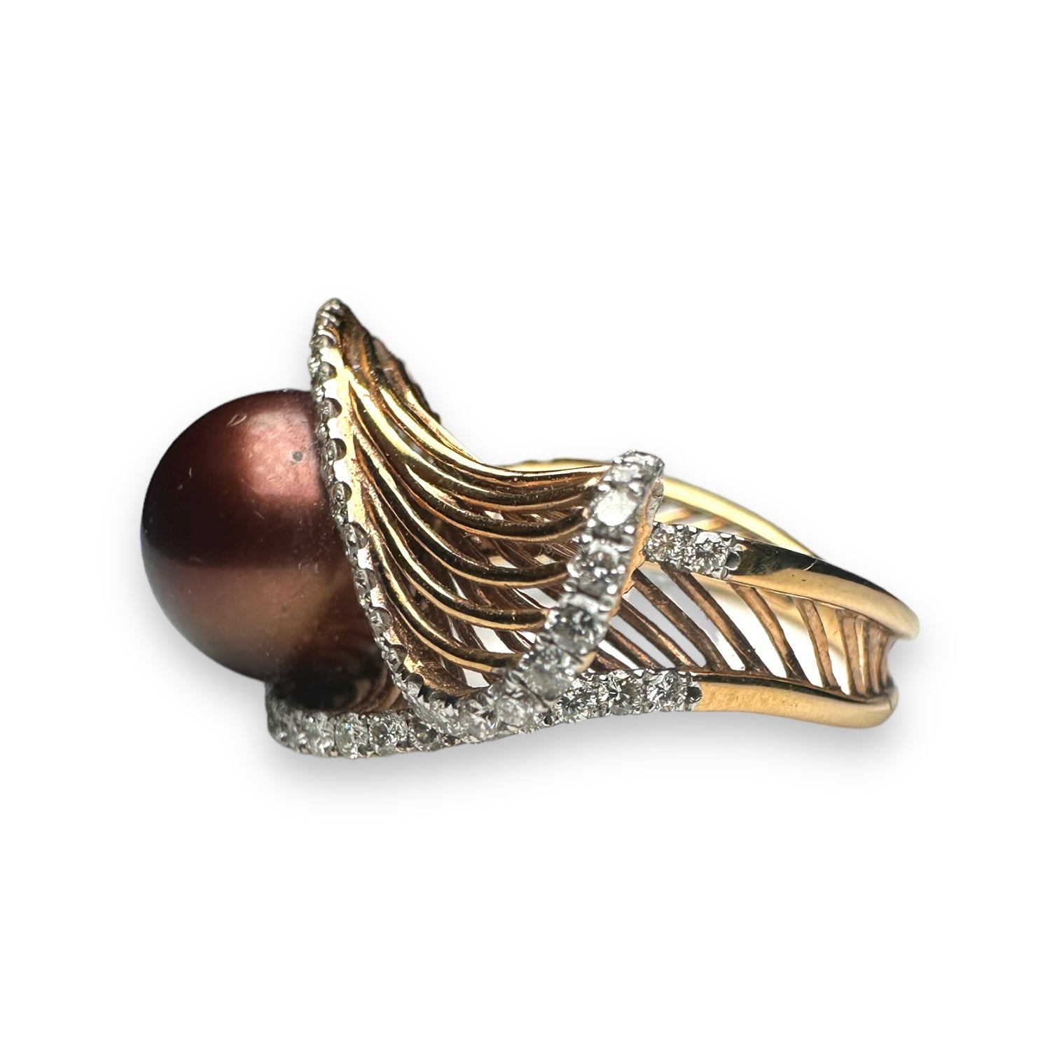 Brown pearl and diamond gold ring