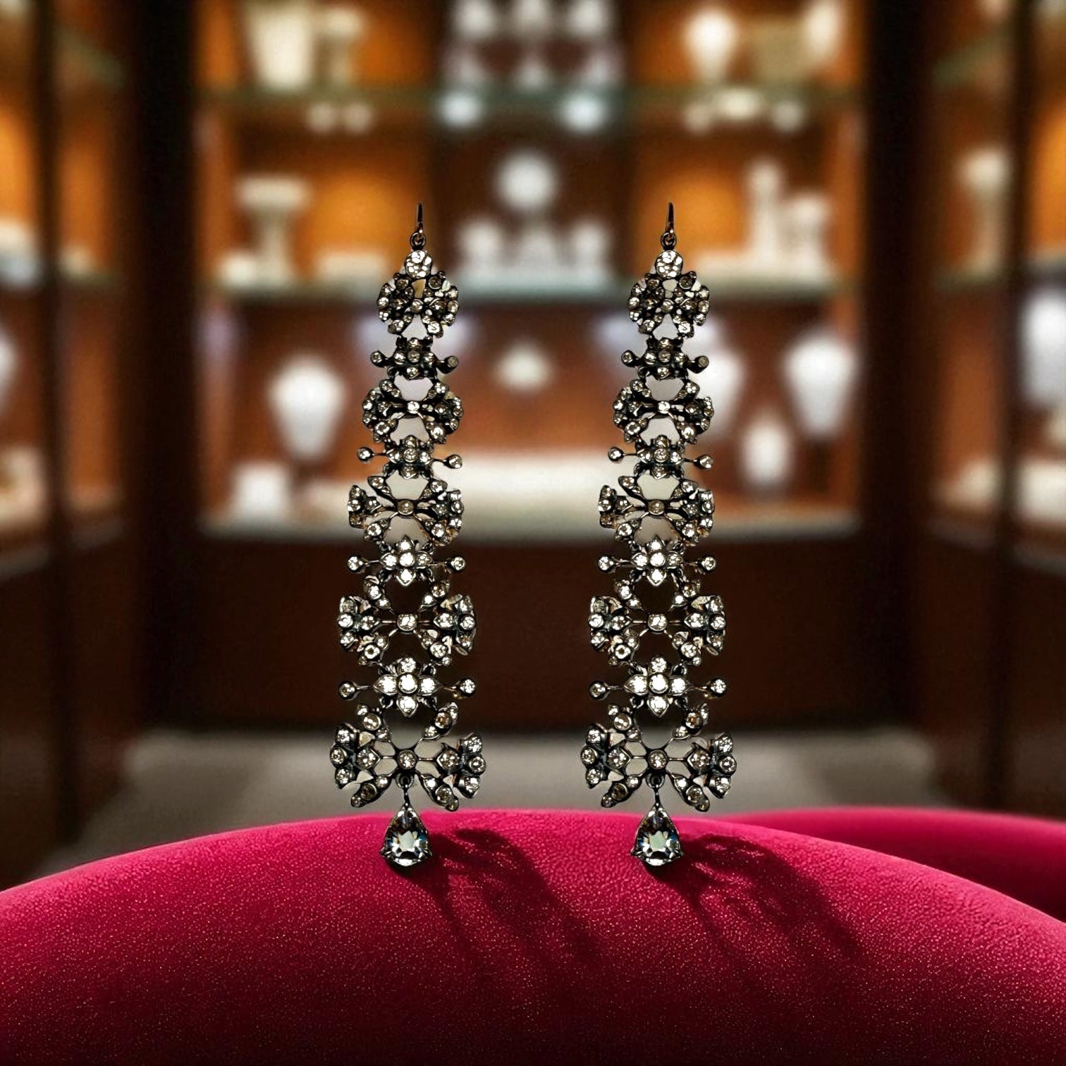 Antique Diamond Chandelier Earrings in Gold and Silver – 3.80 ct