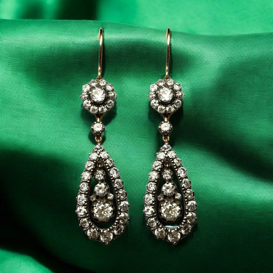 Diamonds drop earring