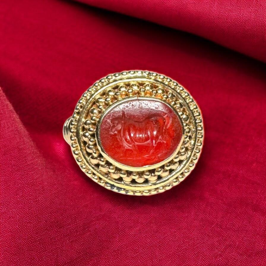 Roman intaglio ring 18k gold for women