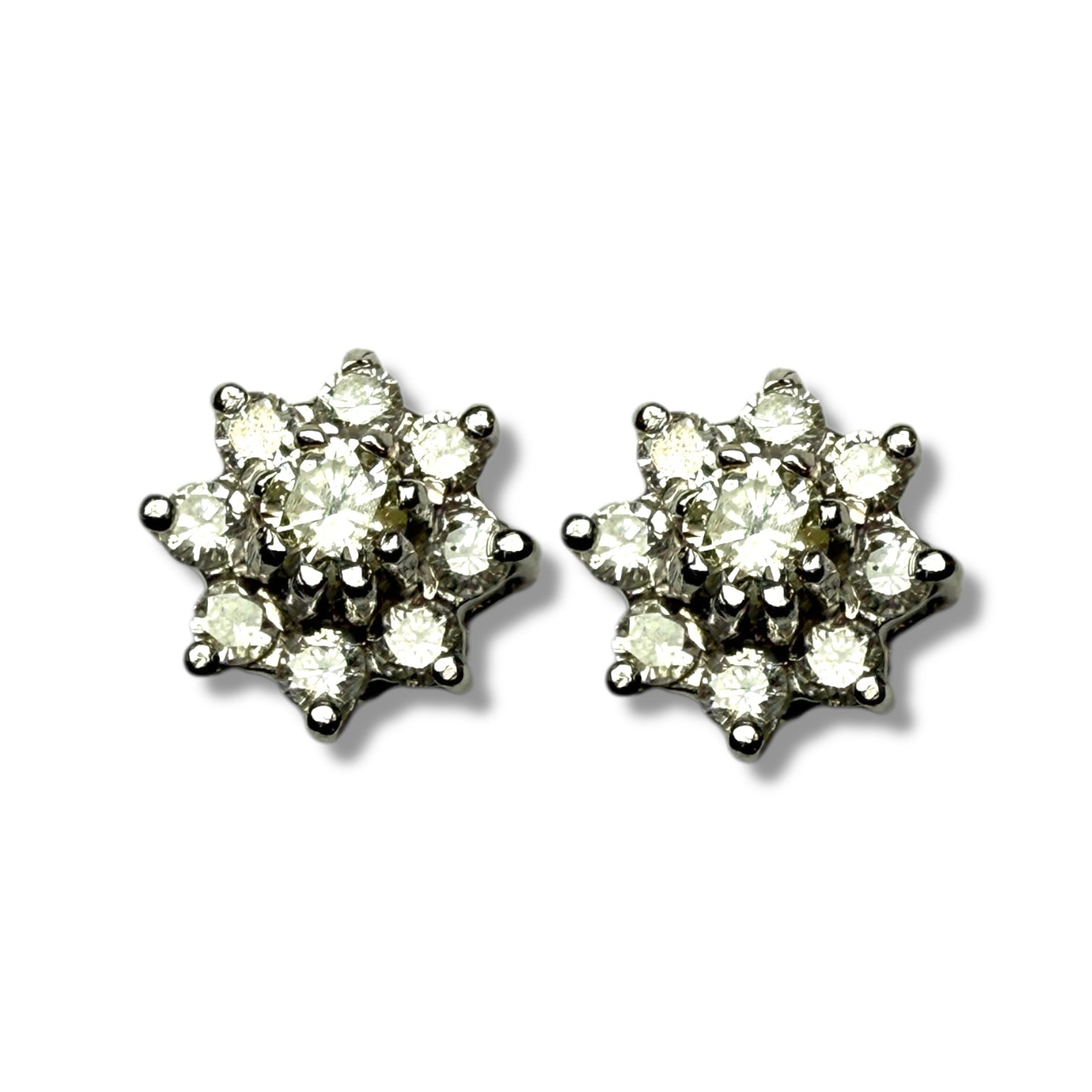 Diamonds flower earring