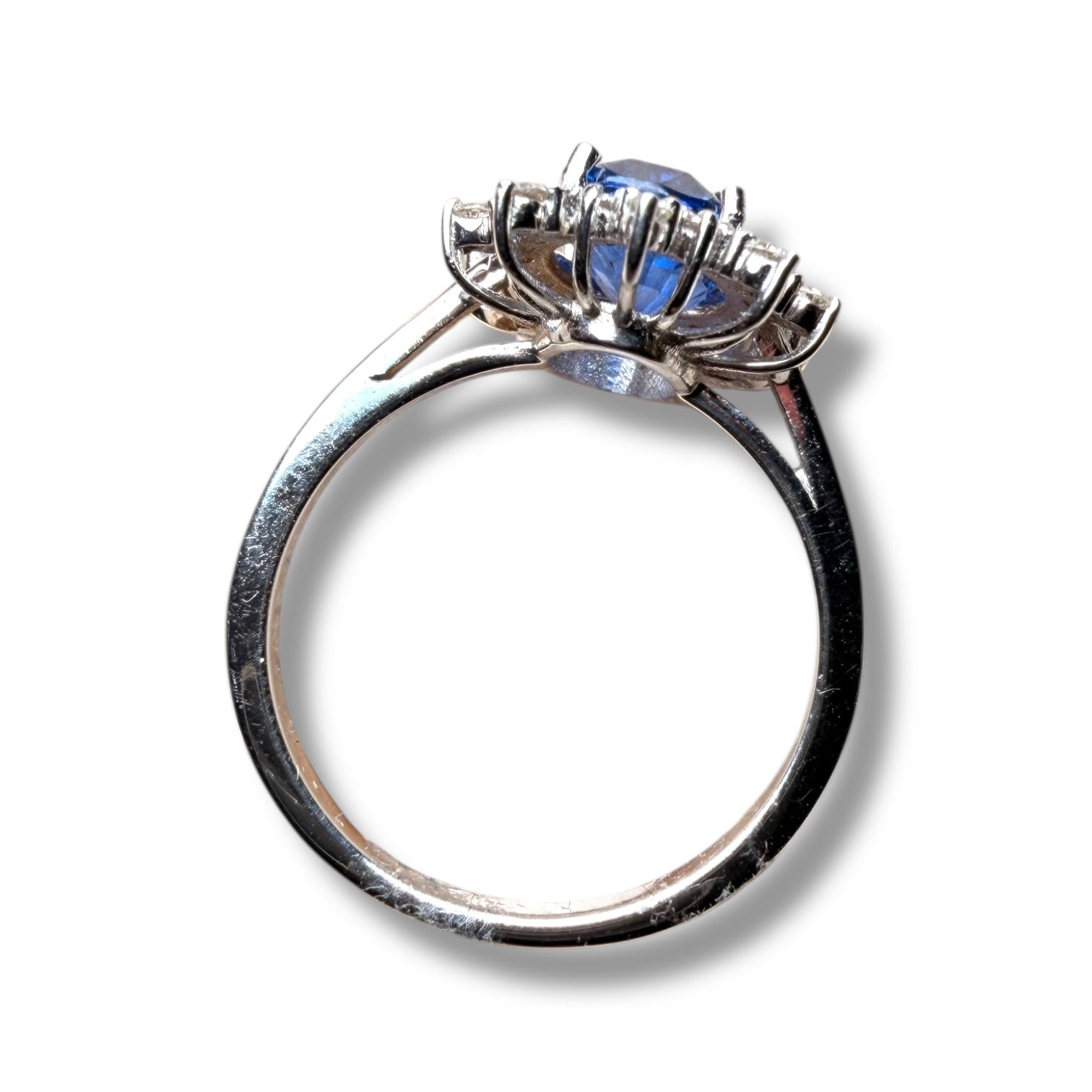 Sapphire and diamond ring