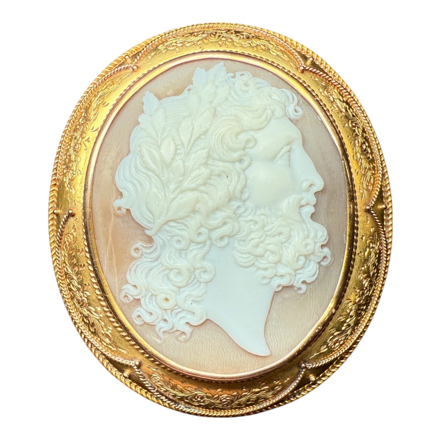 Cameo brooch