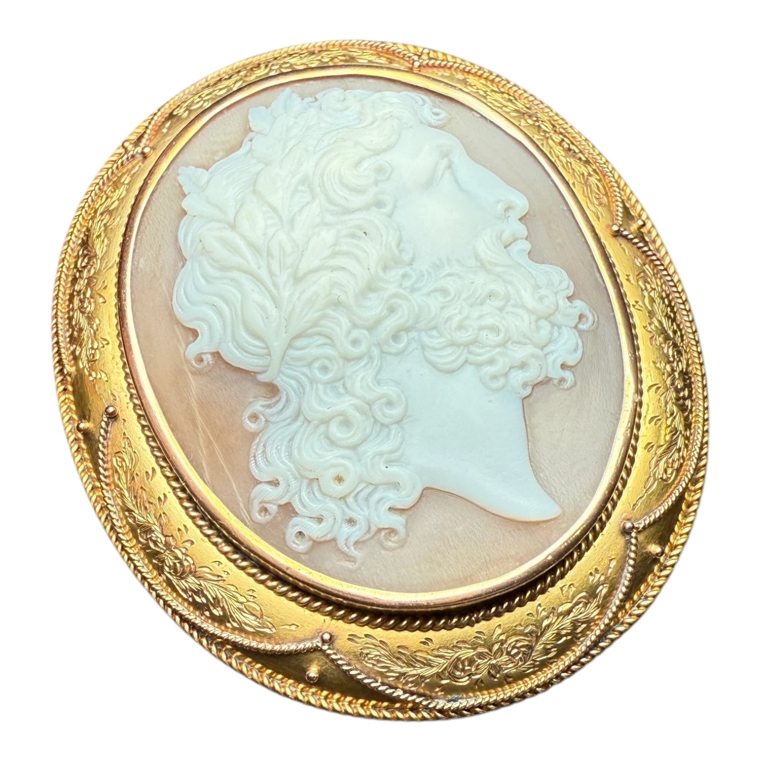 Cameo brooch