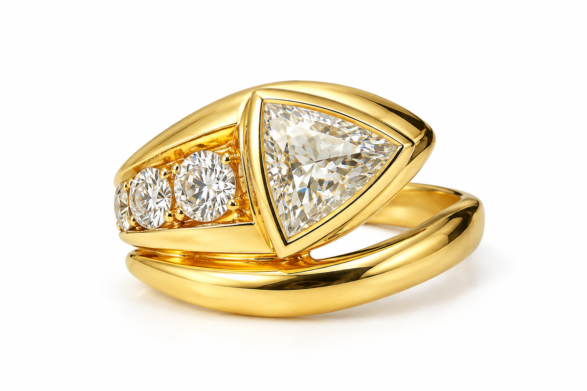 Diamond snake ring