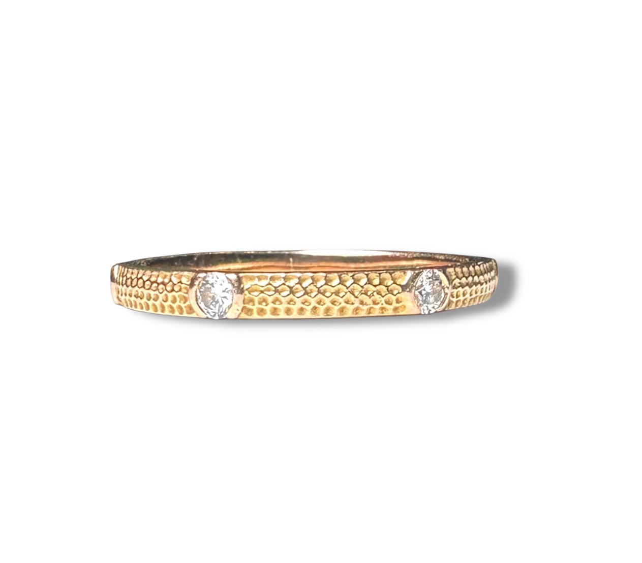 SMALL BAND IN YELLOW GOLD 6 diamond