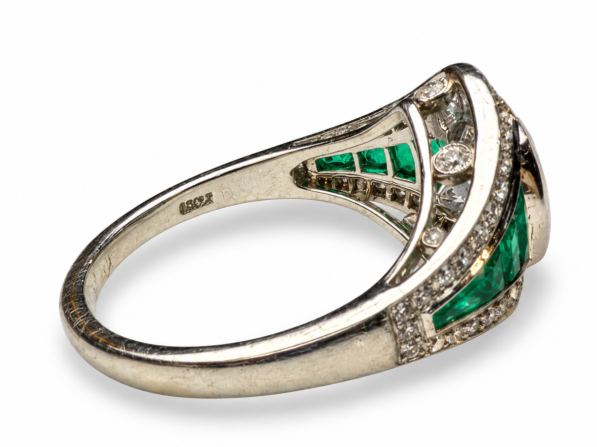 Diamond and emerald ring