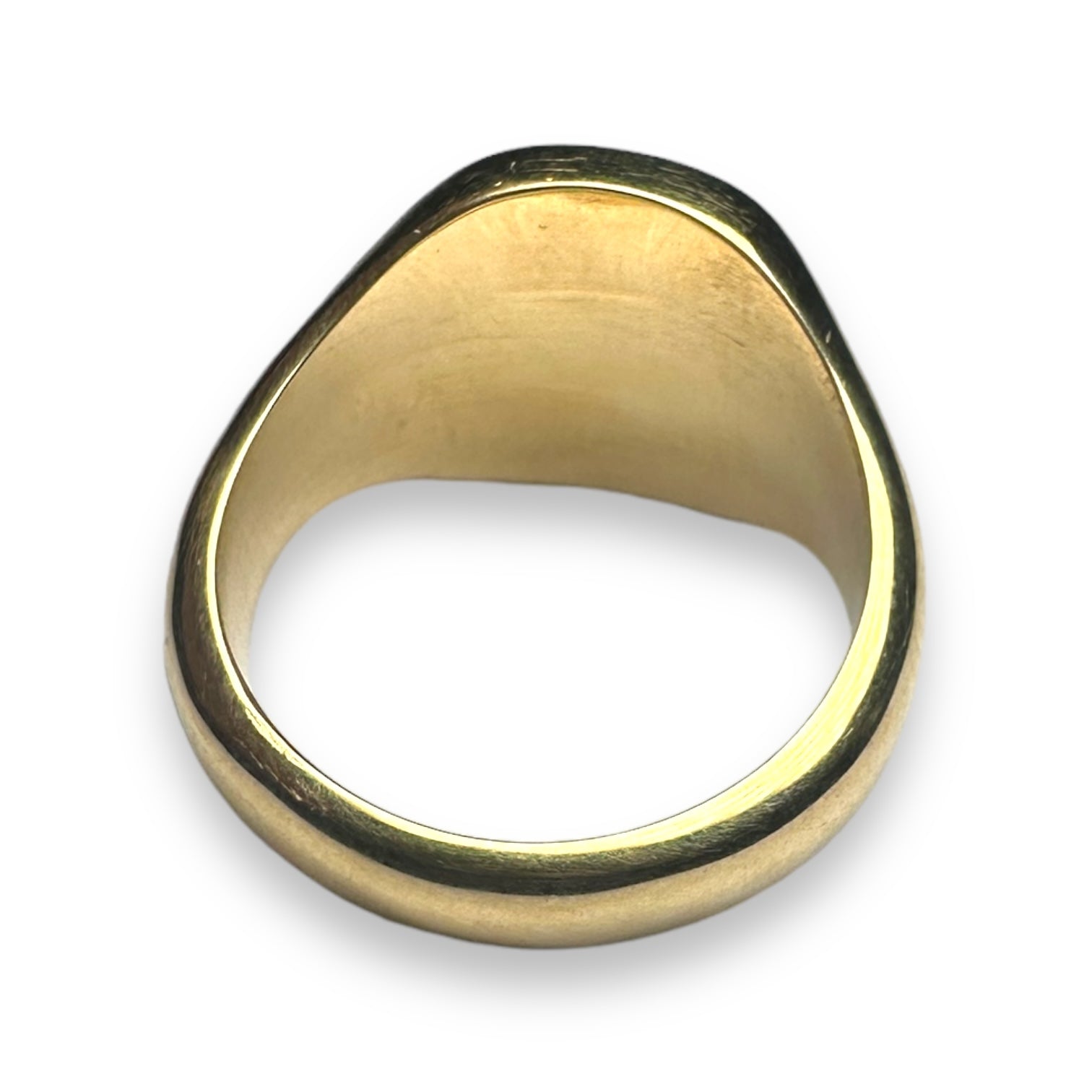 Signet gold ring