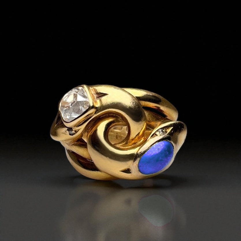 Exquisite 18kt Gold Snake Ring with Diamond & Customisable Gemstone Eyes