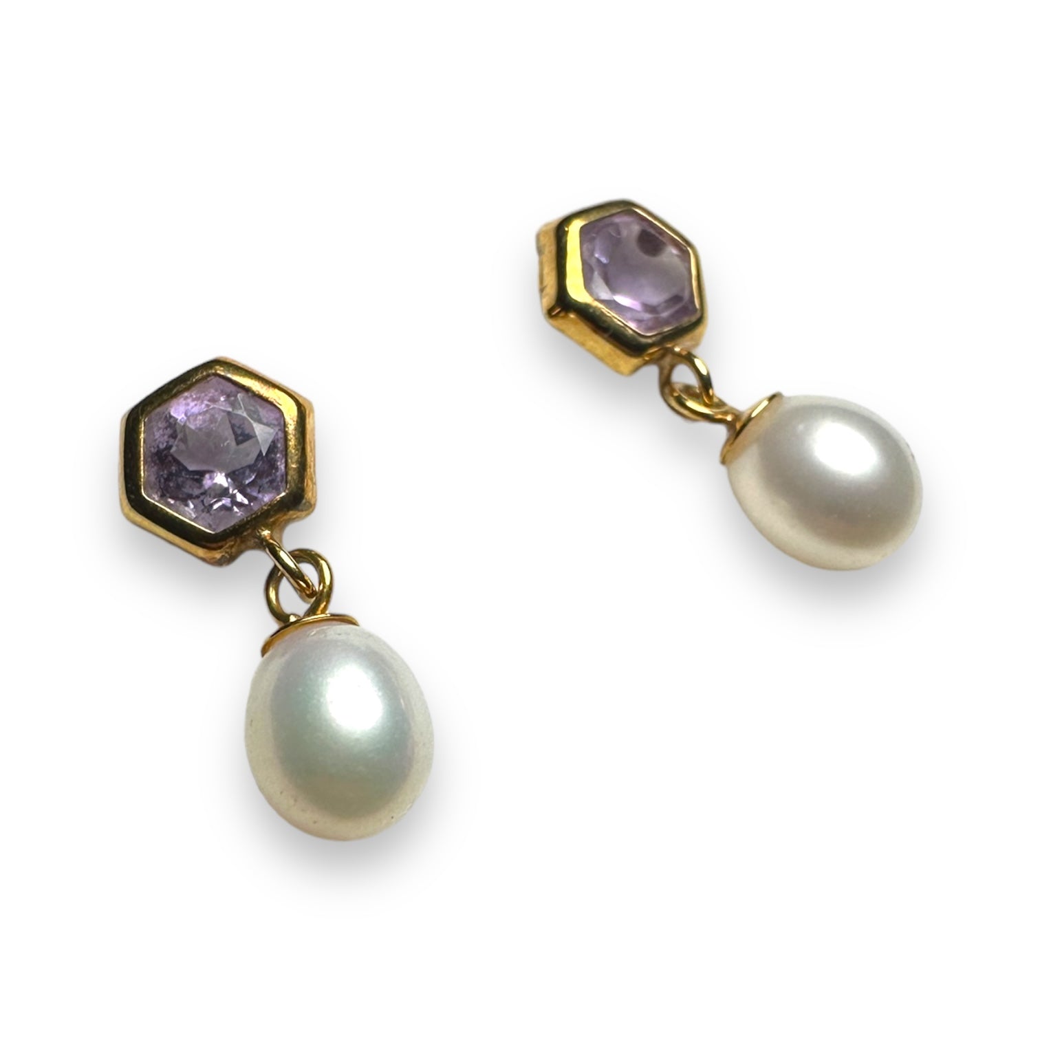 9k Amethyst and pearl gold earring