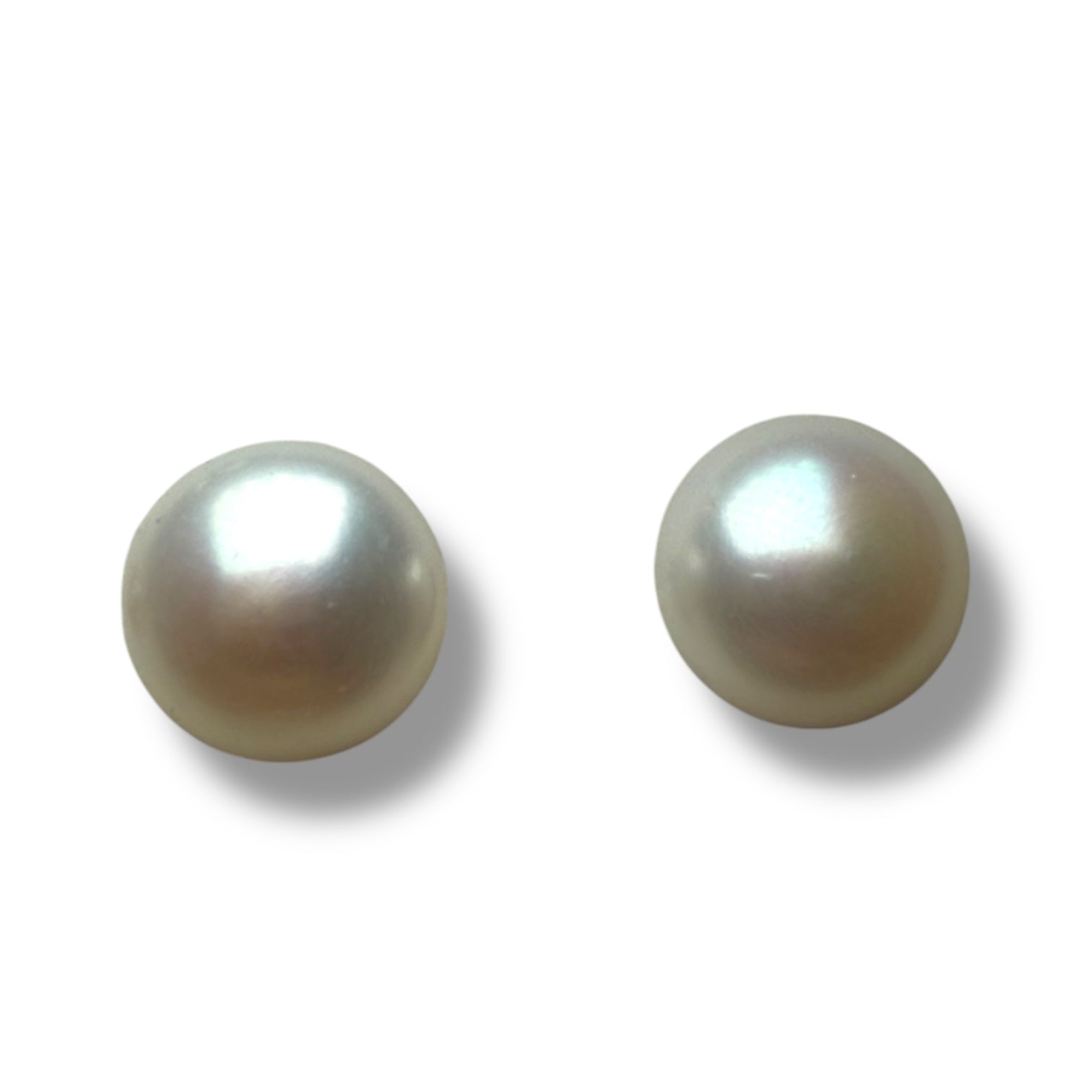 9k gold  pearl earring 9.48mm