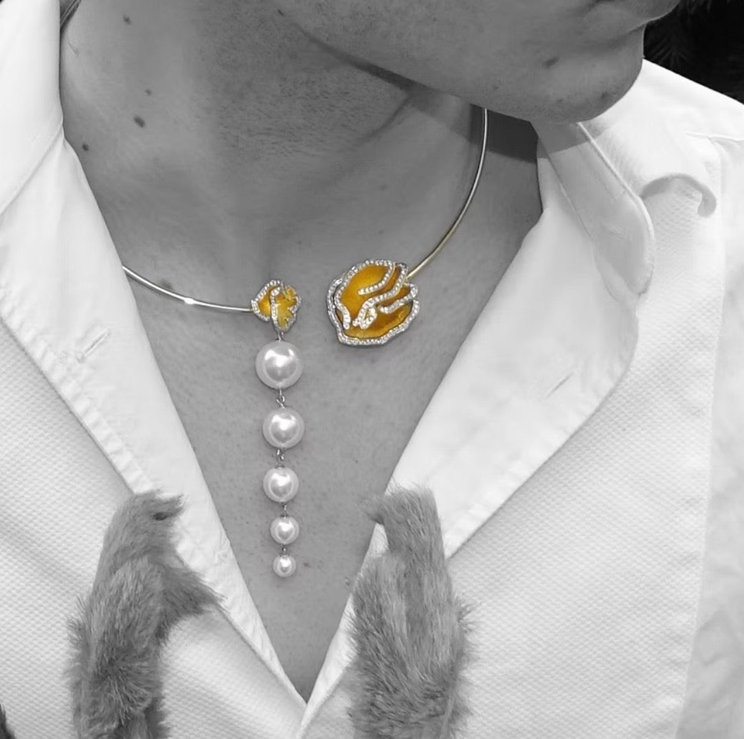 Quintessence Collar Necklace