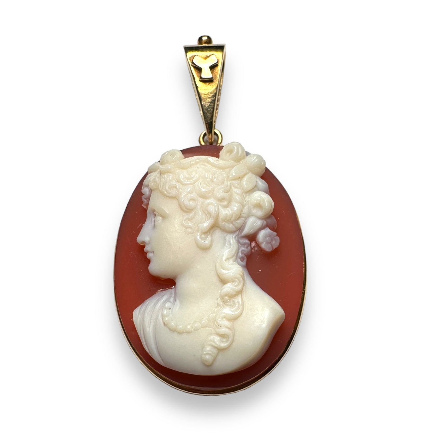 Cameo gold pendant for women