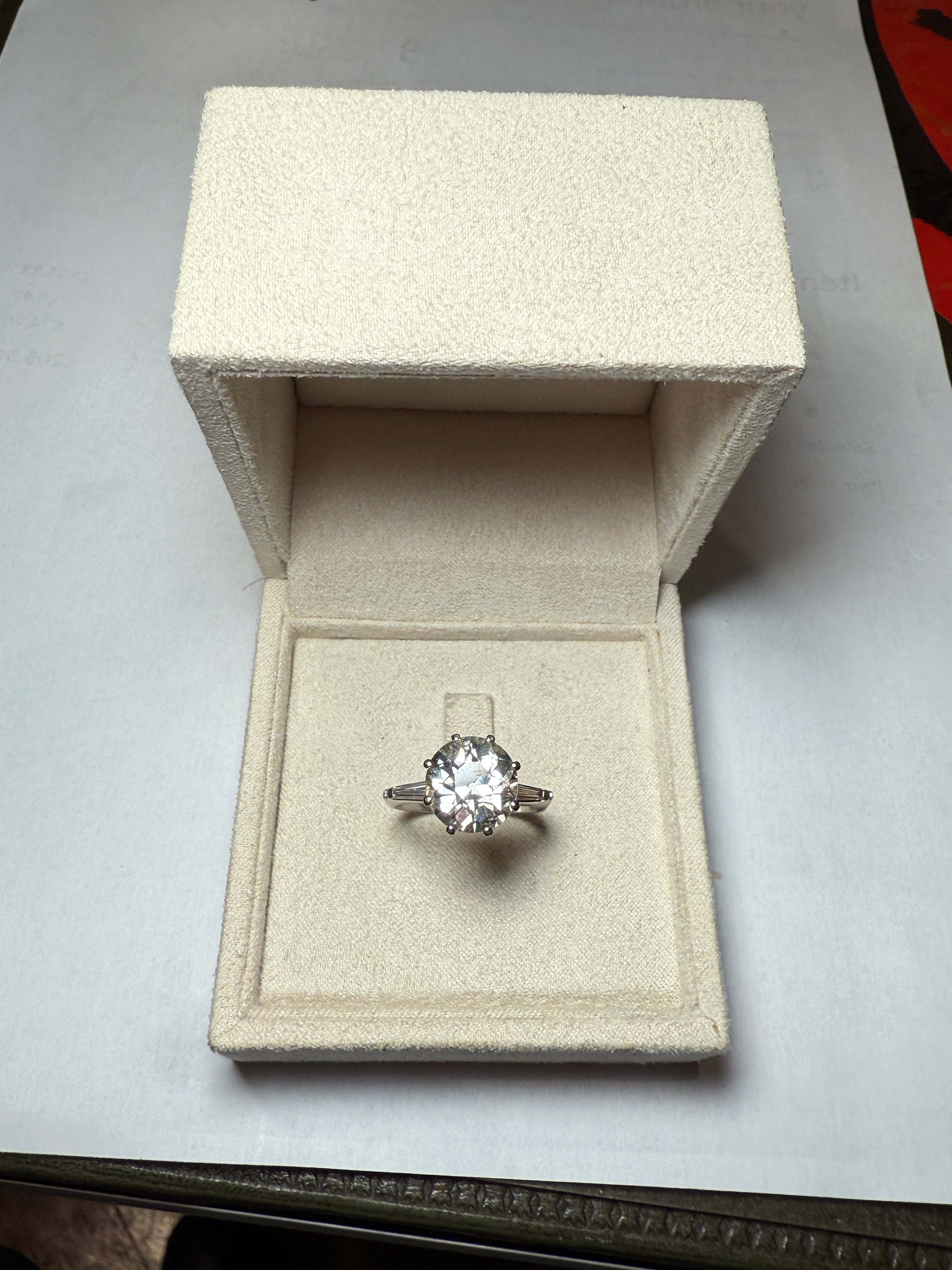 Diamond ring by Janesich