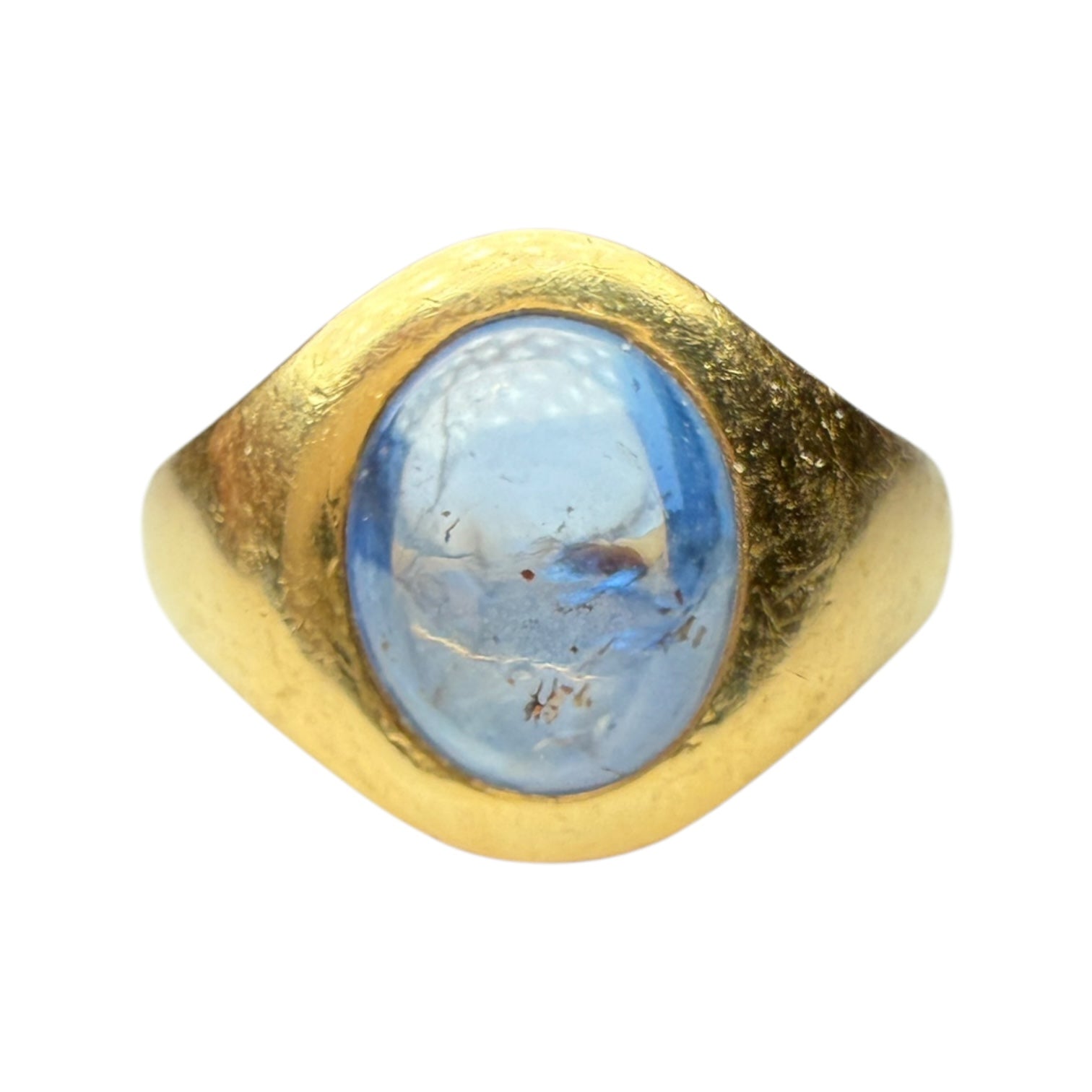 Sapphire gold ring