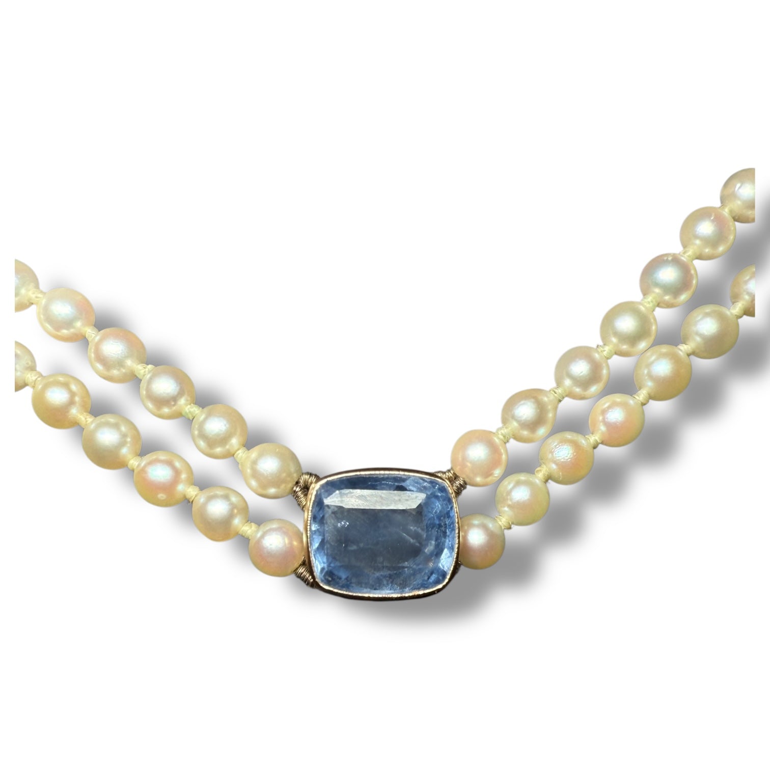 Sapphire and pearl necklace