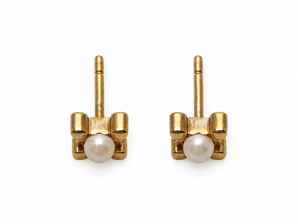 18k gold Pearl earring