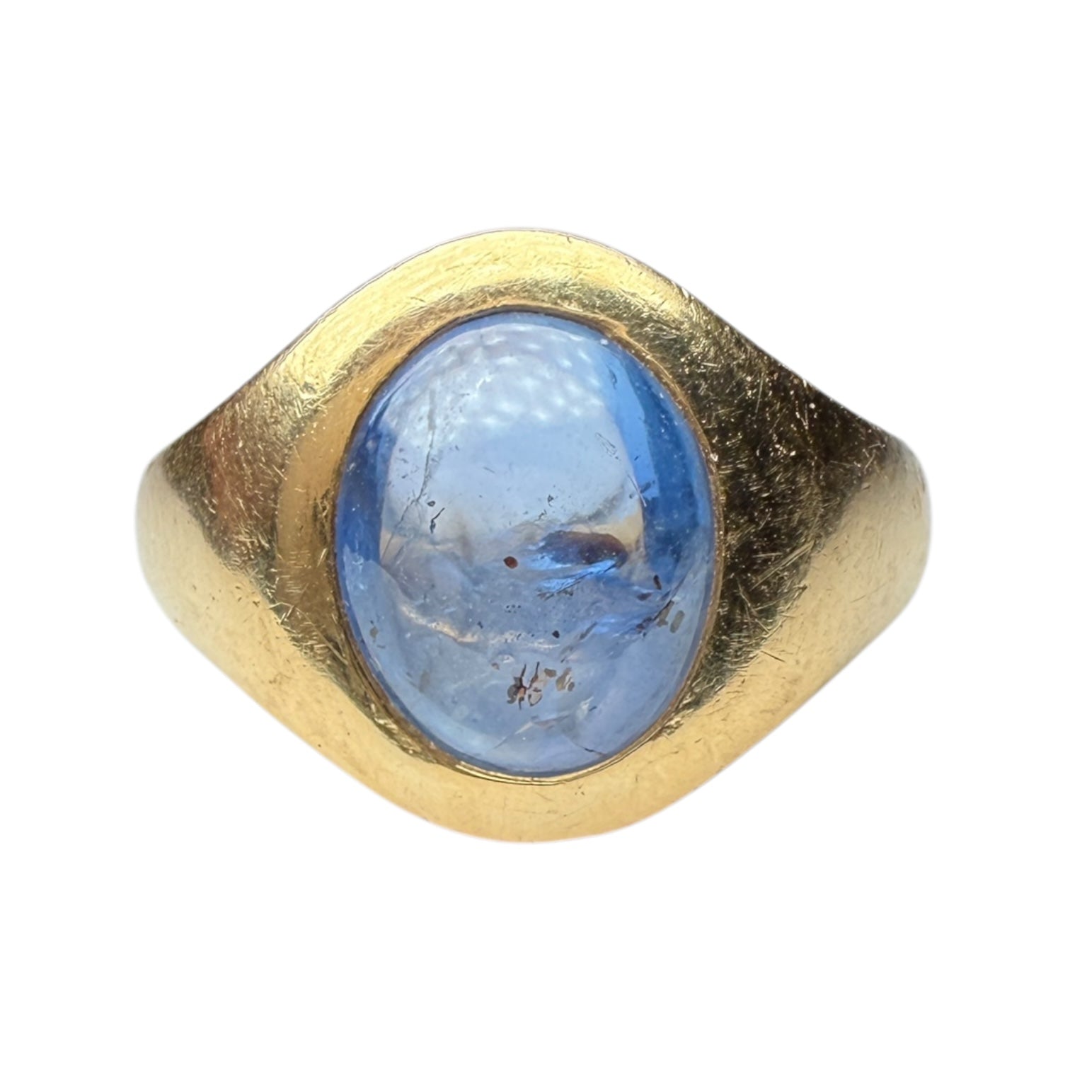 Sapphire gold engagement ring