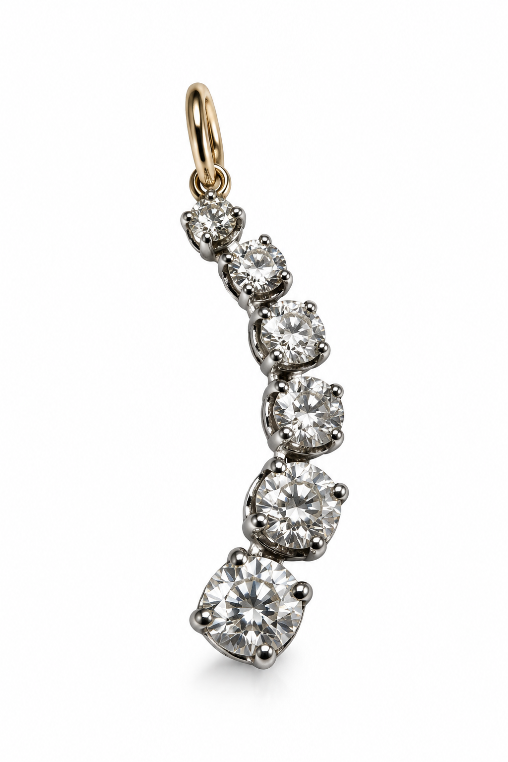 Elegant platinum and gold pendant with 0.60 ct of diamond