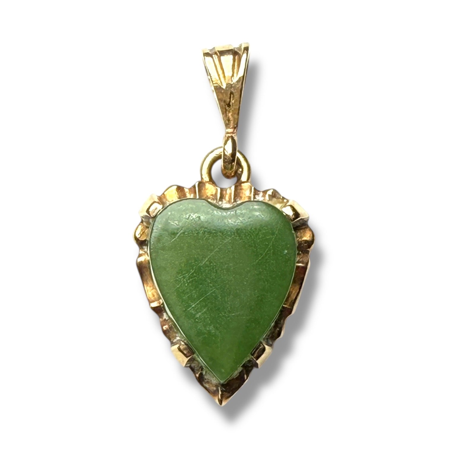 9k gold jade pendant