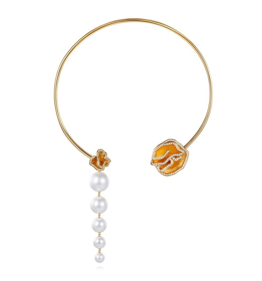 Quintessence Collar Necklace