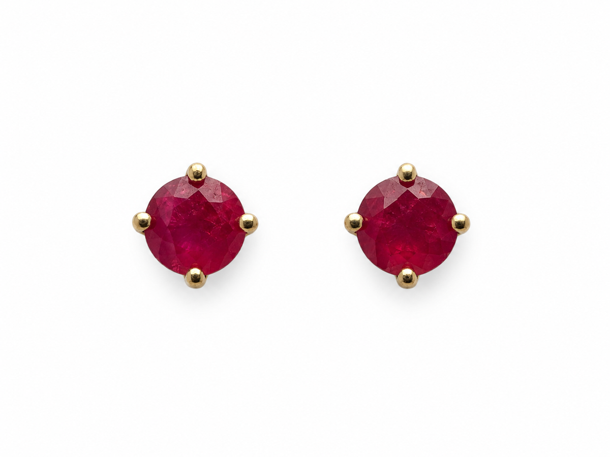 18k gold Ruby earring