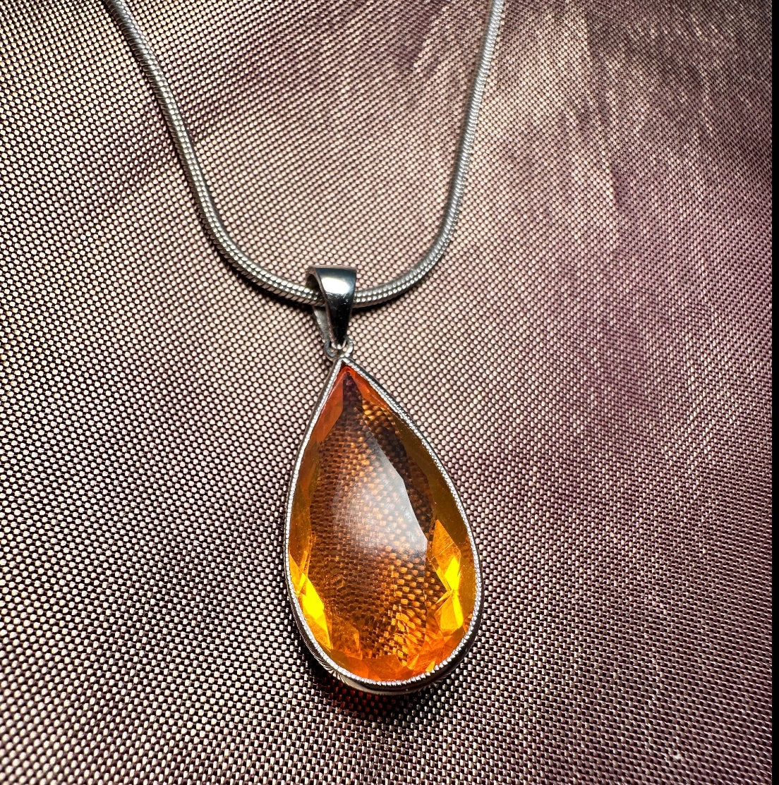Elegant 14k White Gold Pendant with 4.30 ct Pear-Shaped Fire Opal