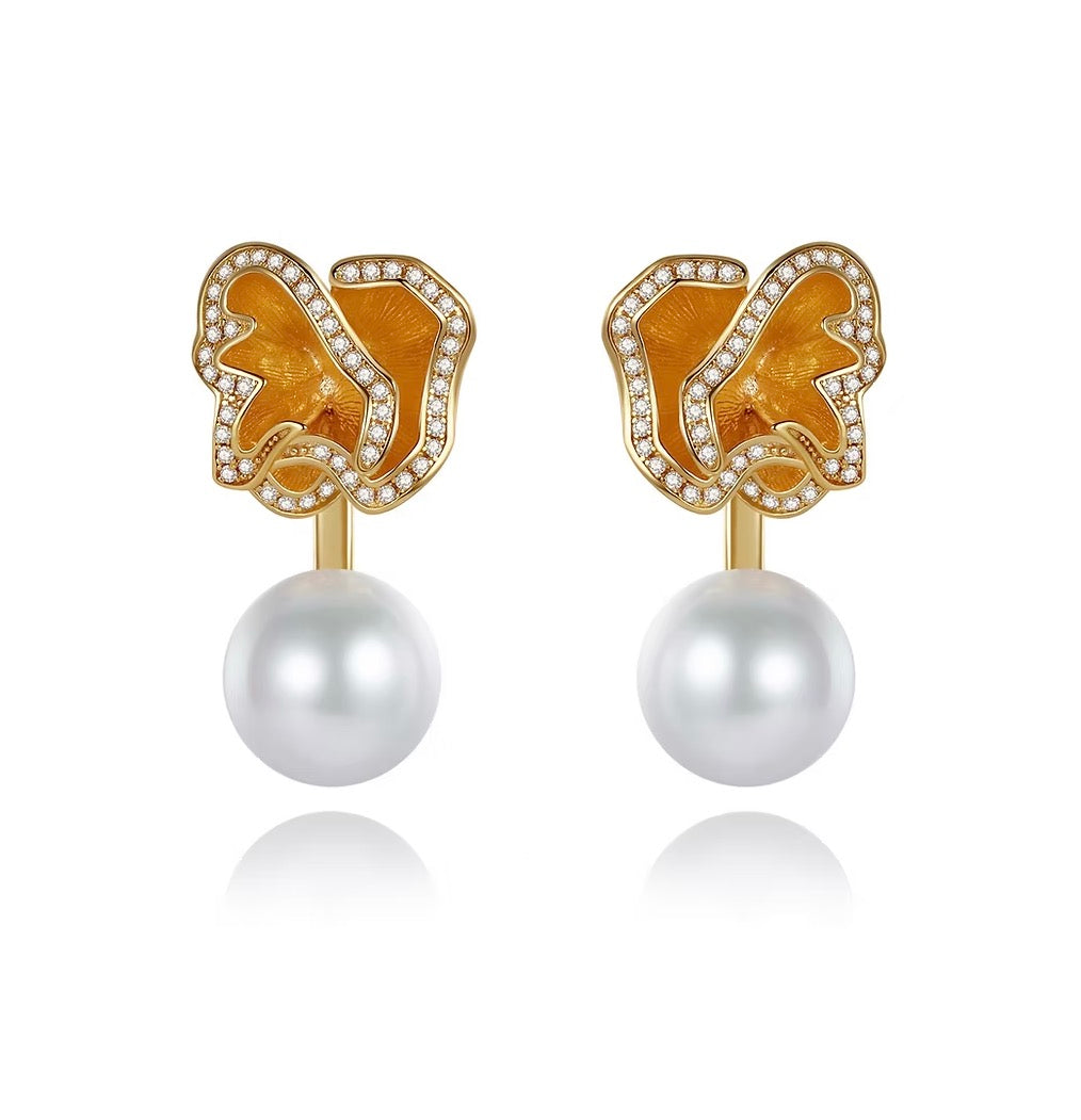 Quintessence Pocket Pearl Earrings