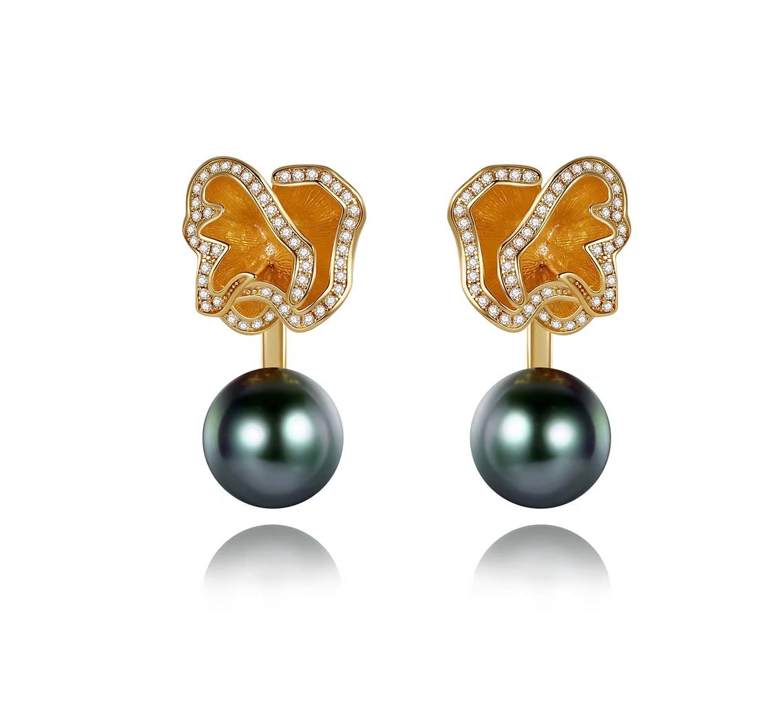 Quintessence Pocket Pearl Earrings
