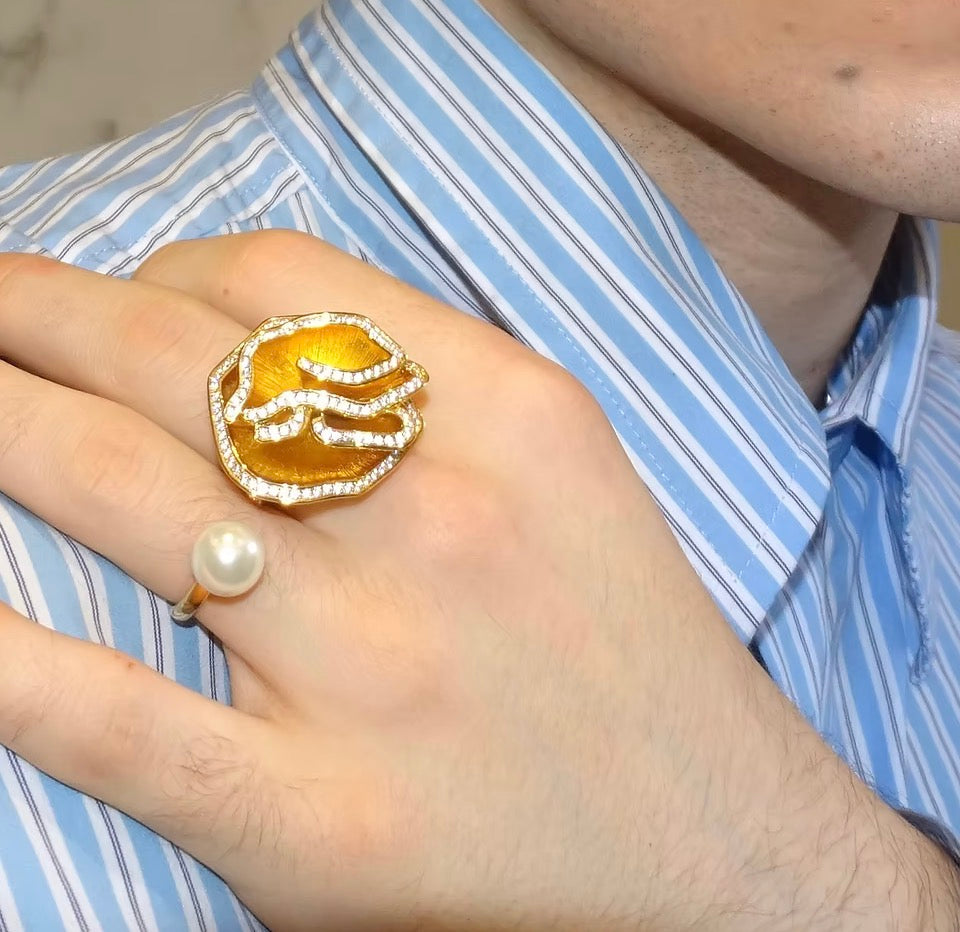 Quintessence Large Flower Ring with Pearl
