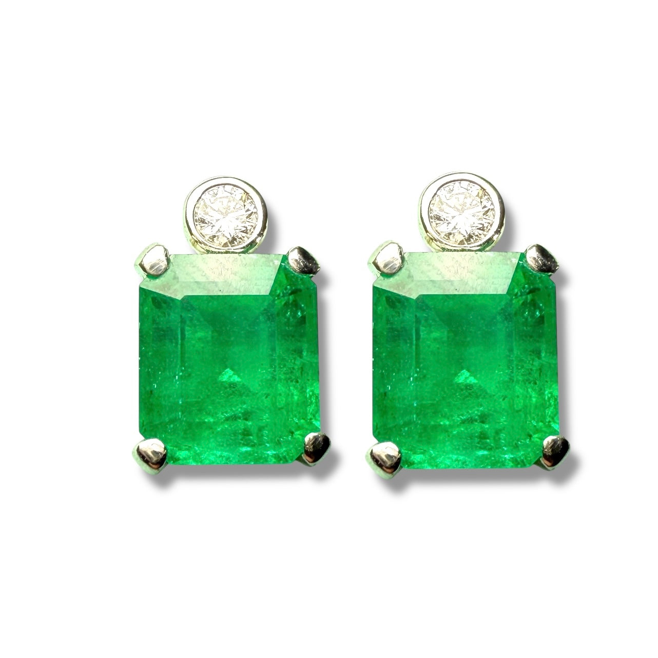 Elegant 18K White Gold Emerald and Diamond Earrings