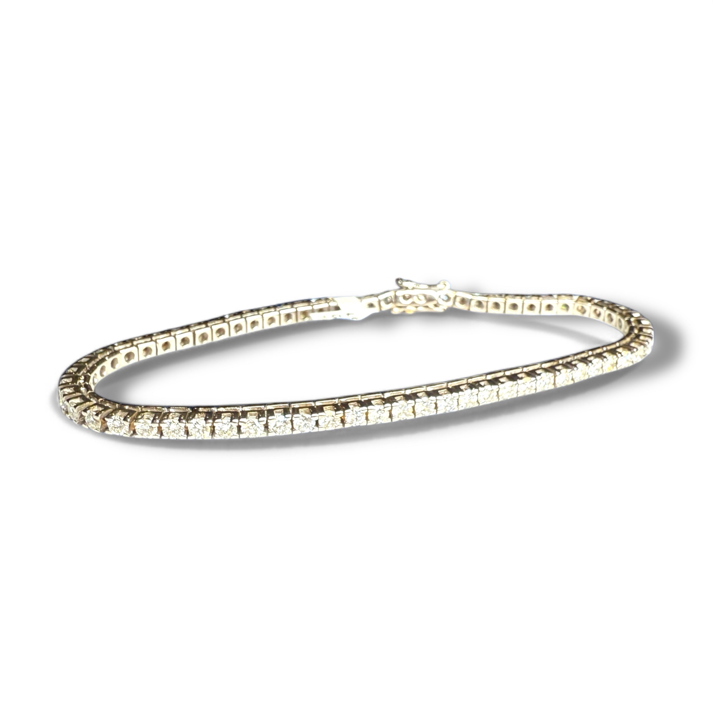 Tennis diamonds bracelet