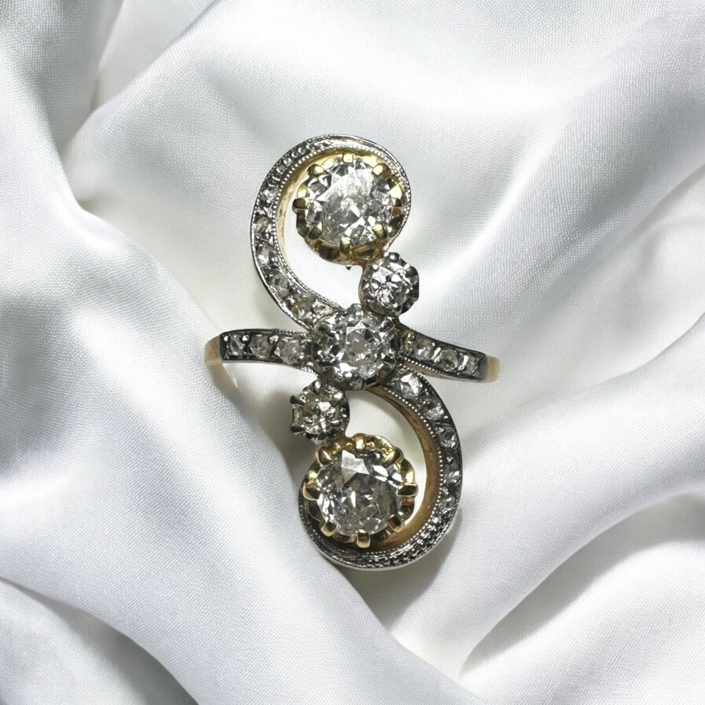 Diamond engagement ring