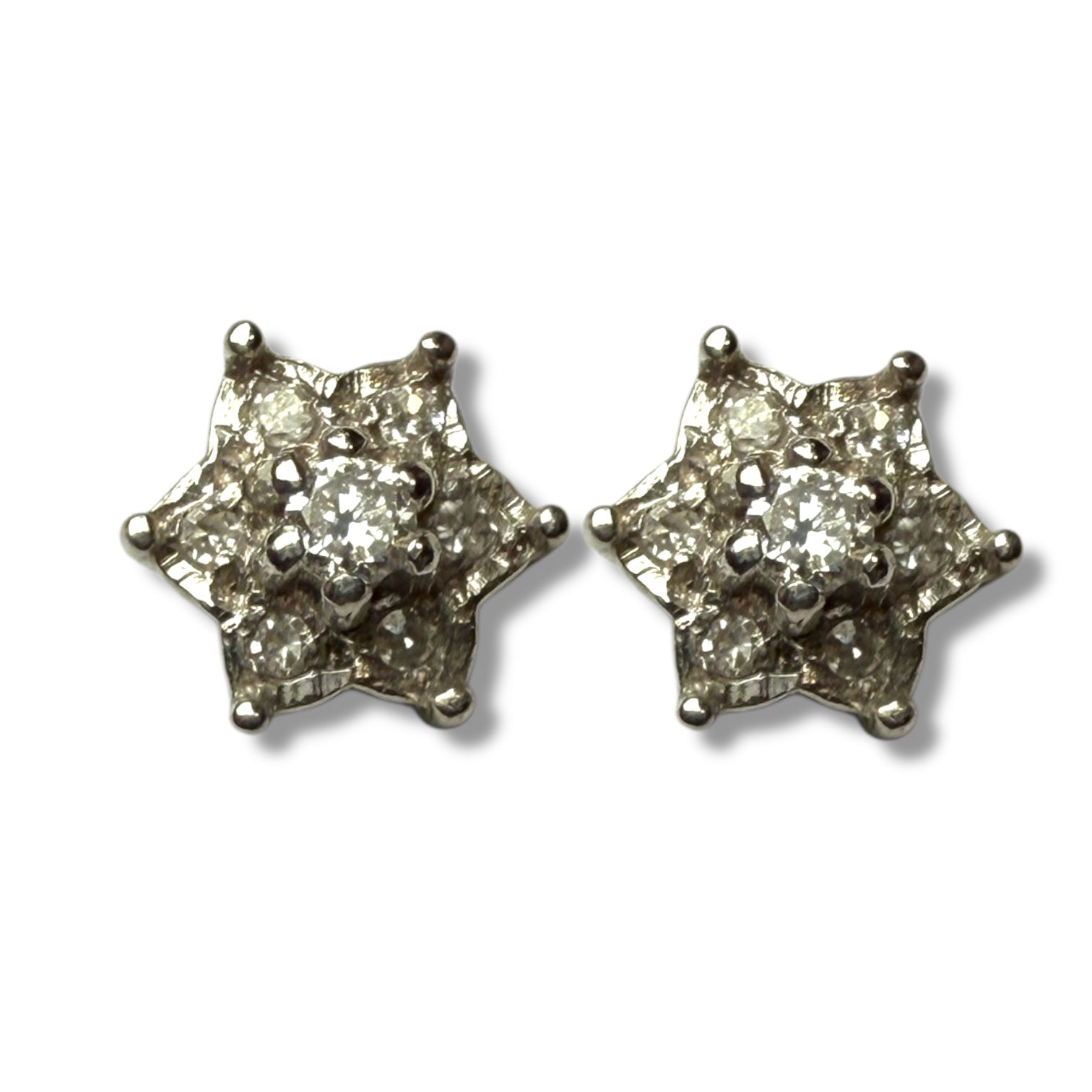 Diamonds flower studs earring
