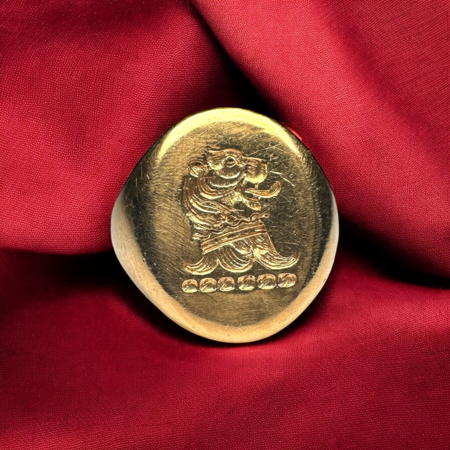 A signet ring 9k engagement gold