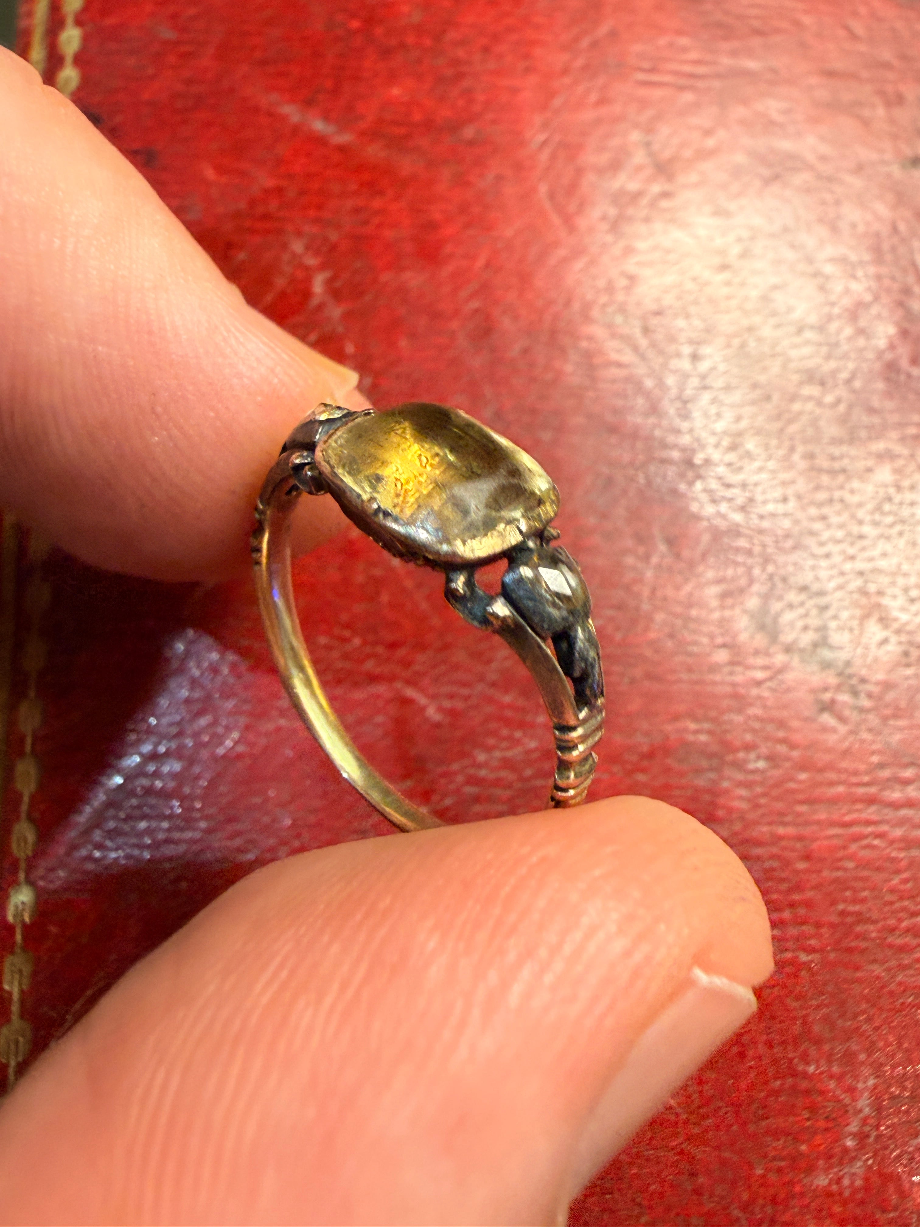 Georgian Rock Crystal and Diamond Ring in 15ct Gold – Size O½ UK (2.2 g)