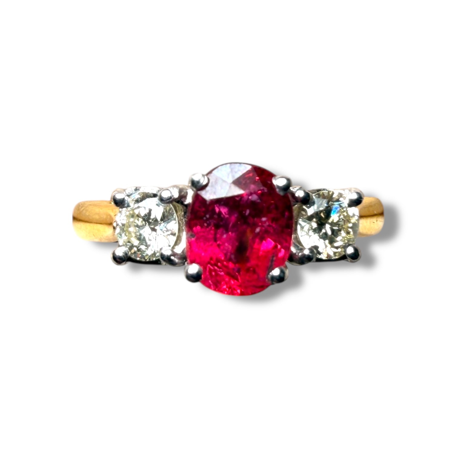 Ruby and diamonds ring